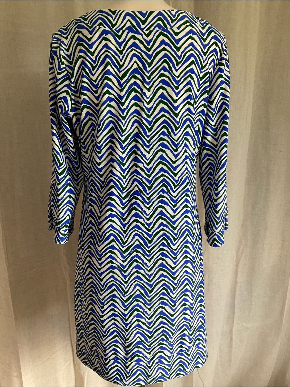 Jude Connally L Blue Green Chevron Print Stretch Knit Shift Dress USA Made - Picture 3 of 7